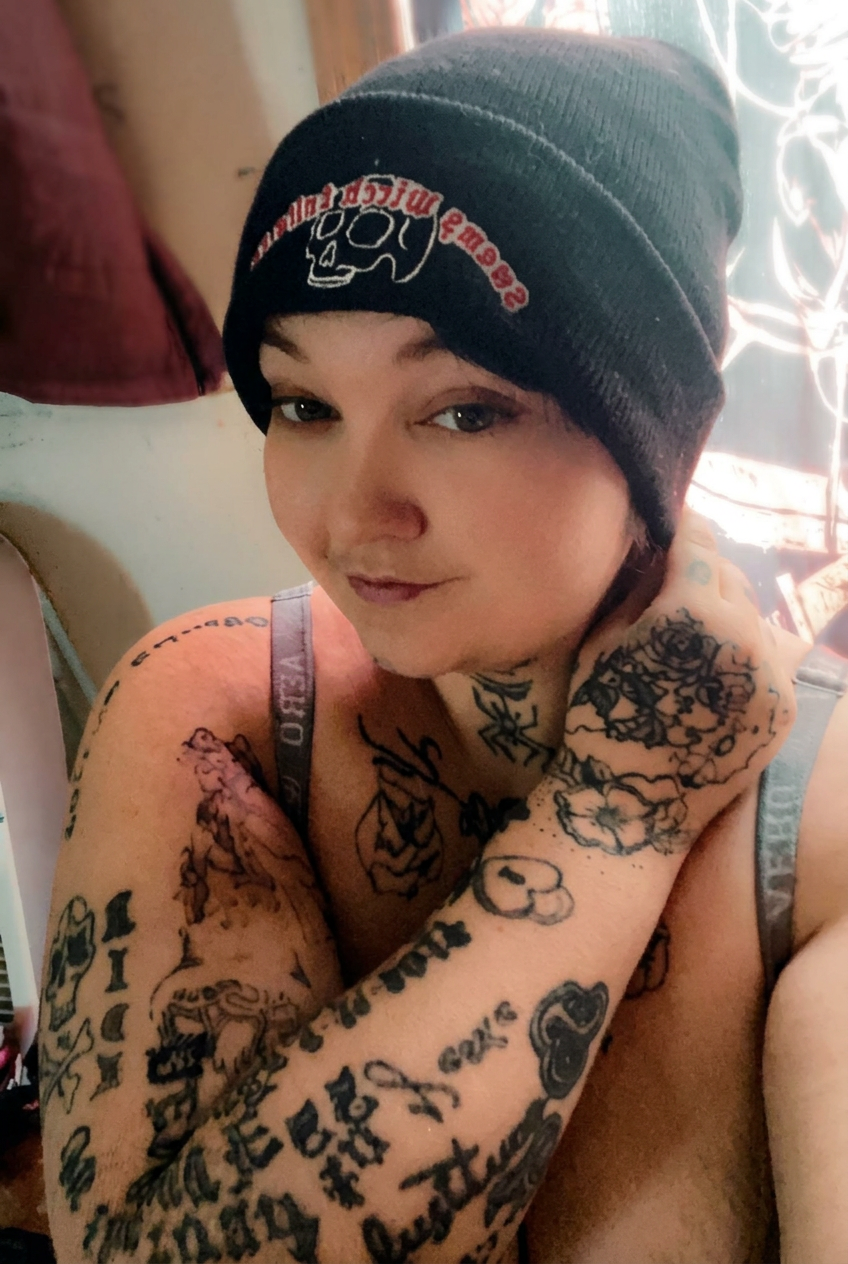 Cleaned-up beanie lifestyle photo